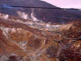 aerial photo of owakudani crater taken from the Hakone Ropeway car