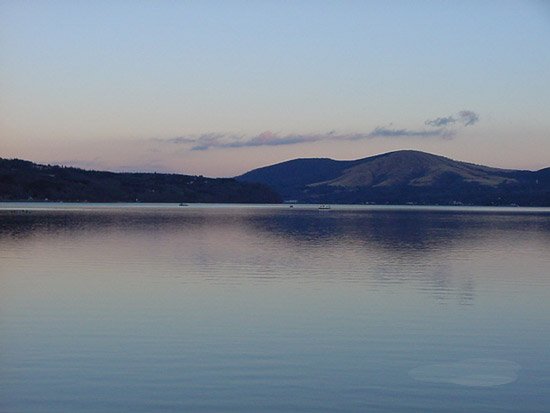 lake yamanakako